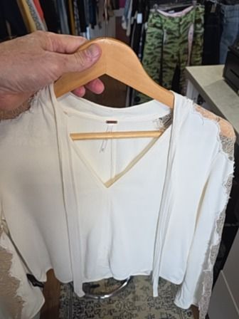 CREAM FREE PEOPLE LACY V-NECK TIE FRONT TOP