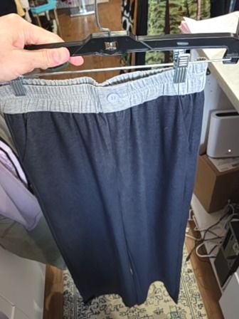 NAVY BTQ PULL UP CASUAL PANTS