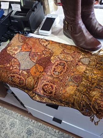 RUST/ORANGE BTQ SCARF
