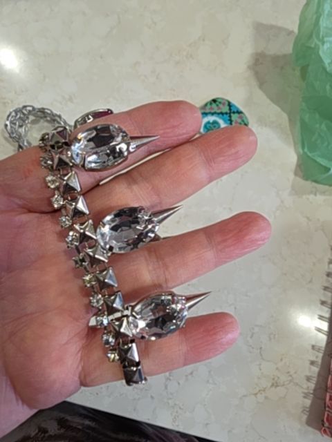 Bracelet with big stones and claws
