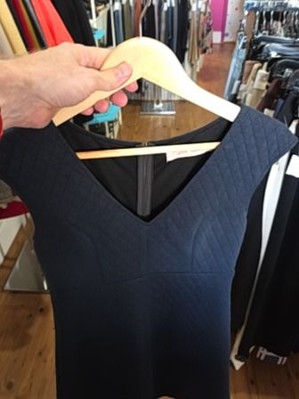 NAVY TRAFFIC PEOPLE QUILTED SLEEVELESS DRESS