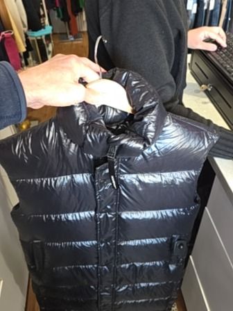 BLACK TNA SUPR PUFF DOWN VEST,