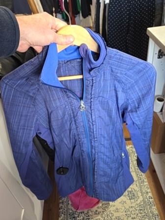 BLUE LULULEMON ' AHEAD OF THE CURVE' JACKET