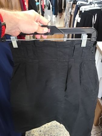 BNWT BLACK BANANA REPUBLIC SKIRT