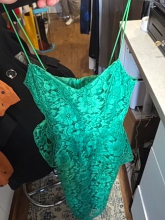 GREEN MISSGUIDED SLEVELESS DRESS