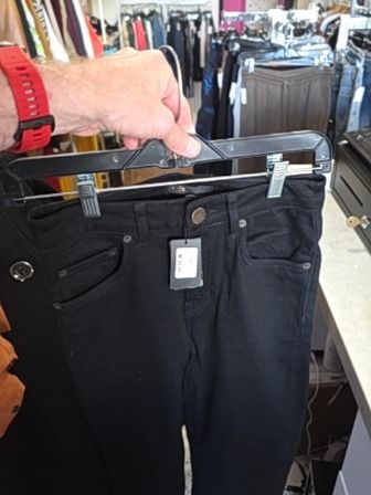 BNWT BLACK SUPER SKINNY MAJE JEANS