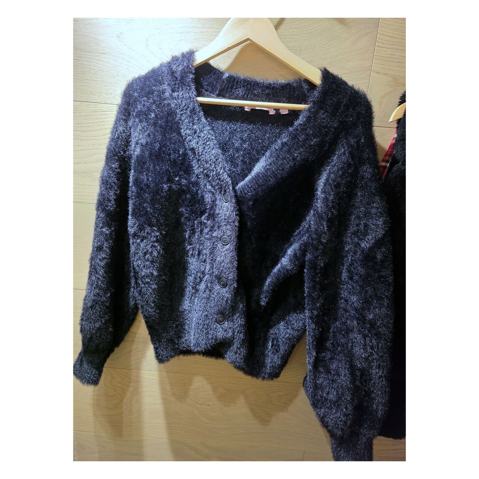 LA VIE EN ROSE FUZZY CARDIGAN