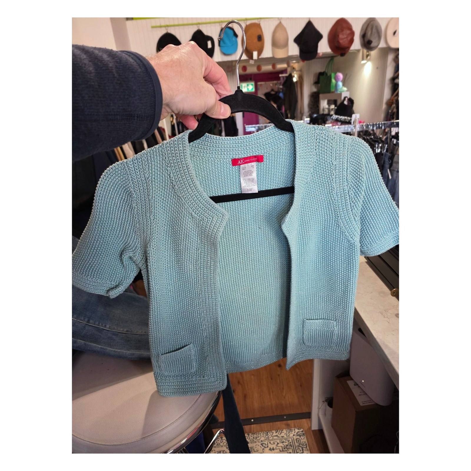 AK ANNE KLEIN SHORT SLEEVE KNIT CARDIGAN